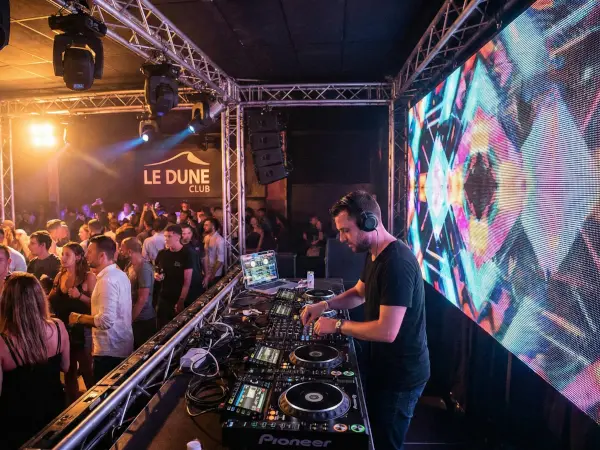 Fond Scène DJ