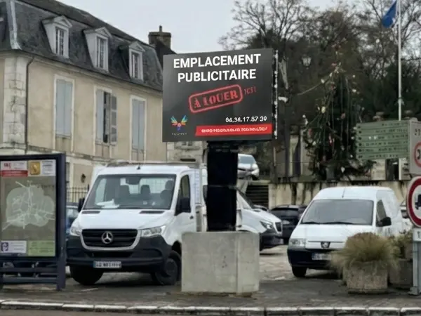 Panneau lumineux d'information et publicité Seignelay centre-ville